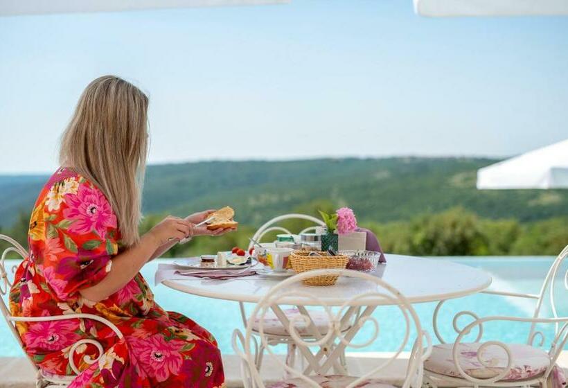 اتاق راحتی با چشم‌انداز دریا, Villa Stefanija Small Boutique Hotel&restaurant