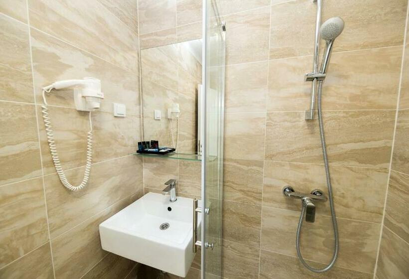 Номер Стандарт Вид на Сад, Rocky Beach Rooms