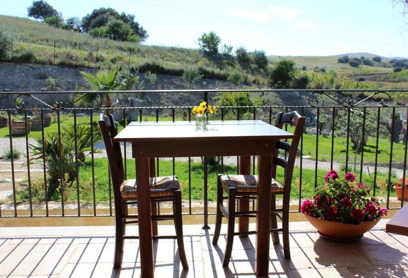 Habitación Cuádruple Estándar, Agriturismo La Casa Di Bacco
