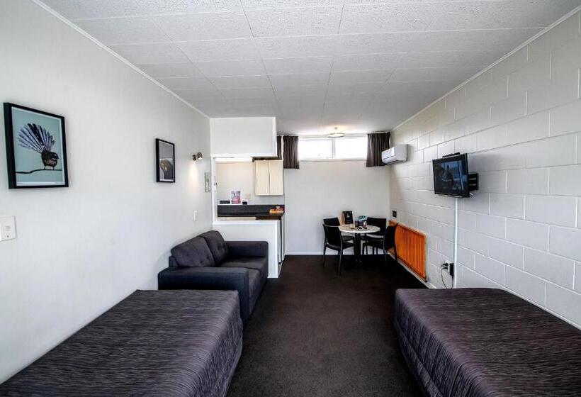 Апартаменты 1 Спальня, Aura Accommodation