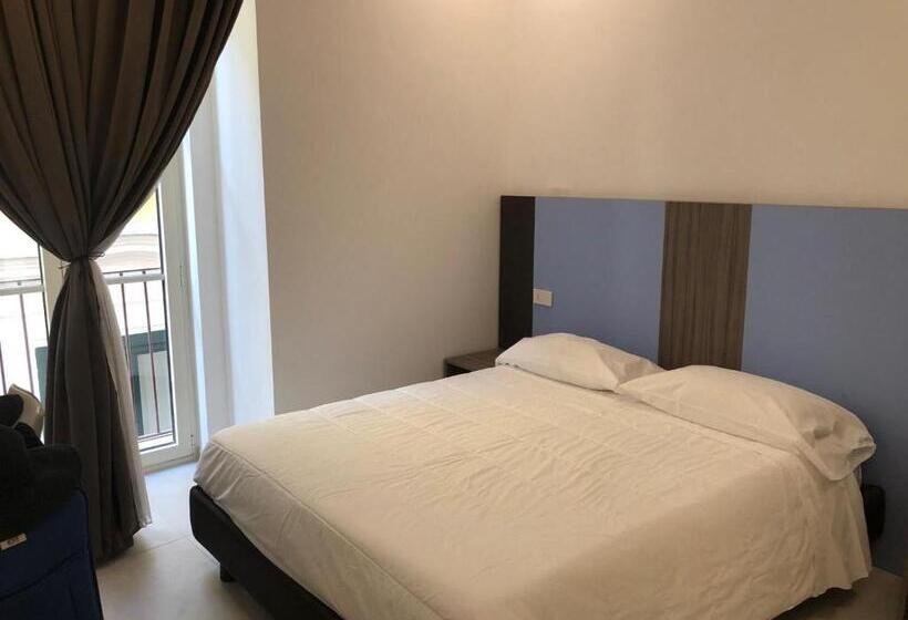 غرفة قياسية مزوَّدة بشُرفة, B&b Maison D'art
