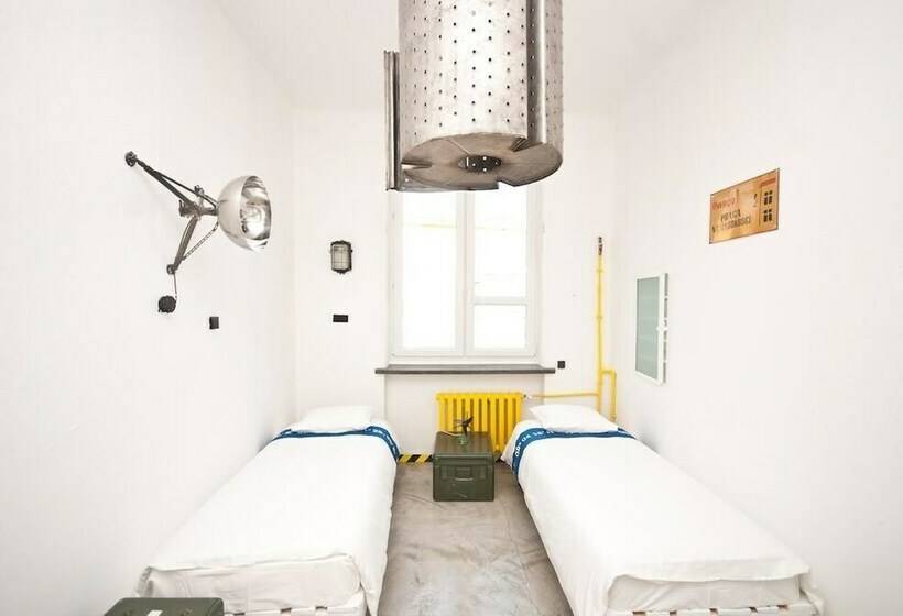 标准间, Lofthotel Przychodnia
