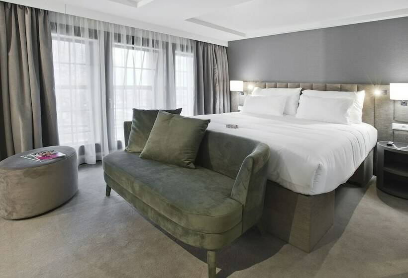 Номер Deluxe, Pestana Amsterdam Riverside