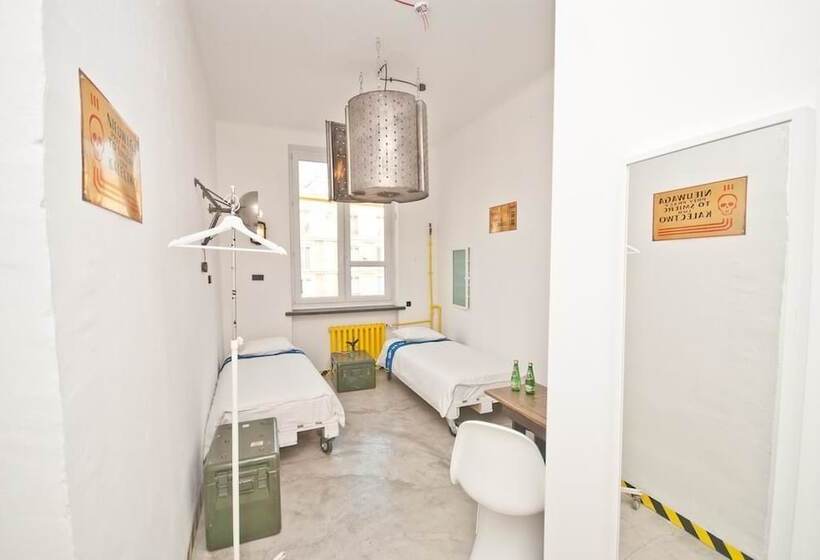 标准间, Lofthotel Przychodnia