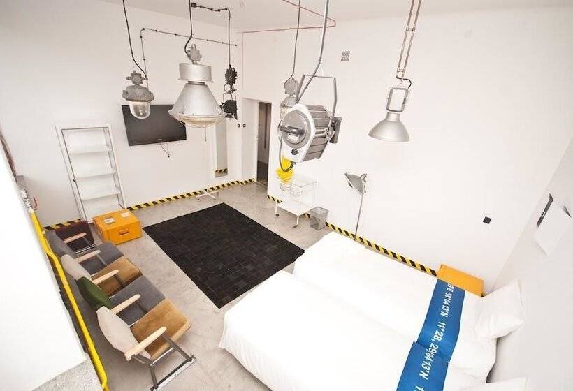 标准间, Lofthotel Przychodnia