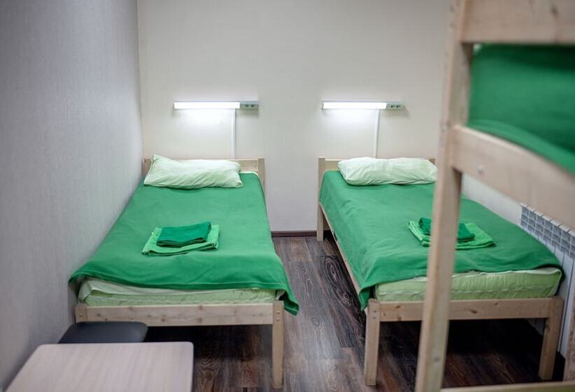 اتاق خانوادگی با سرویس بهداشتی مشترک, Nice Hostel 33