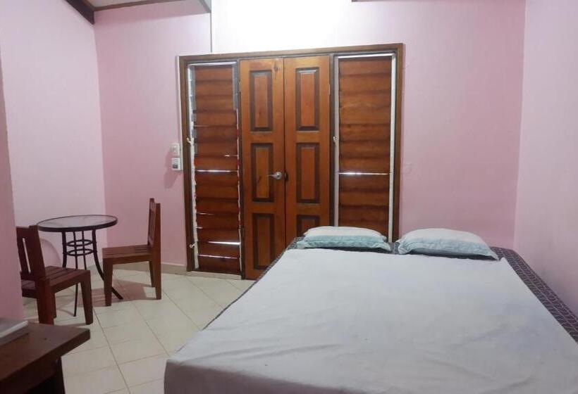 استودیوی استاندارد با چشم‌انداز دریا, Bluepango Guest House