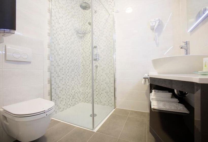 Superior Room with Terrace, Boutique Hotel Intermezzo   Pag Centre