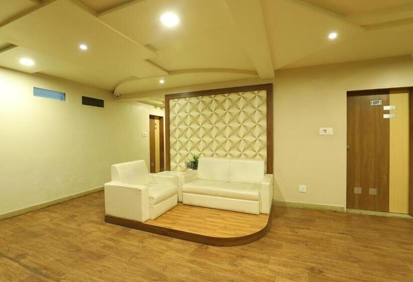 Номер Deluxe Кровать Кинг, Loyal Residency