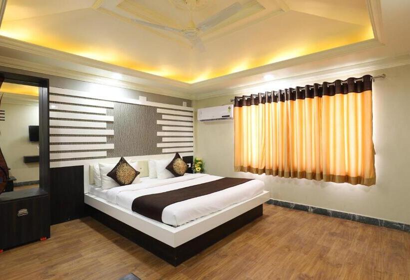 Номер Deluxe Кровать Кинг, Loyal Residency