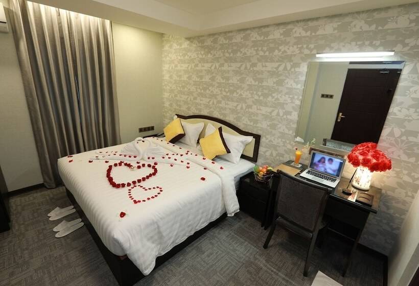 سوئیت رویال, Rose Palace Hotel Yangon