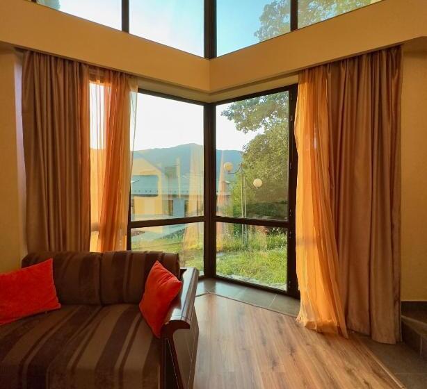 خانه 2 خوابه, Dilijan Park Resort & Villas