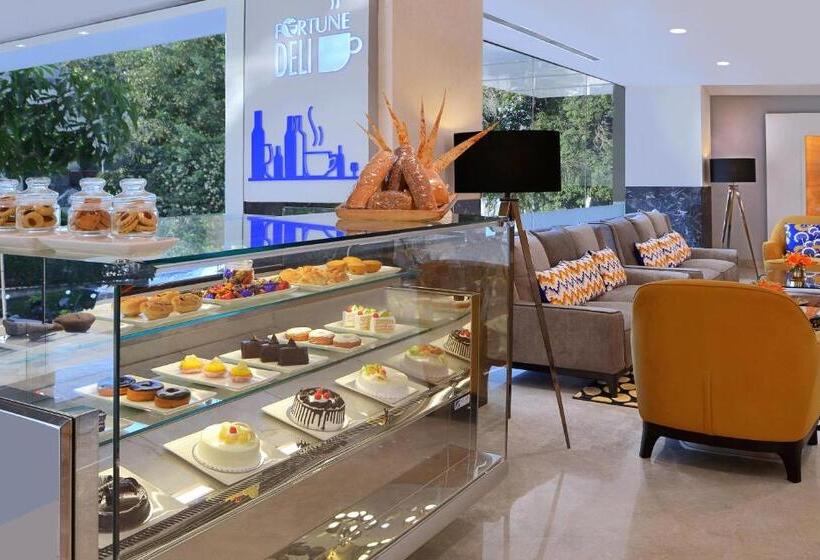 Номер Клуб, Fortune Inn Promenade, Vadodara   Member Itc S Hotel Group