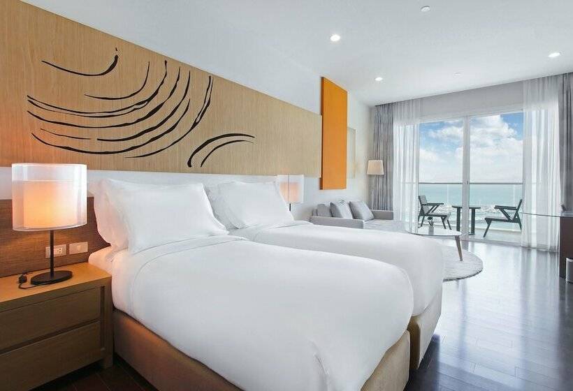 スタンダードスタジオ, White Sand Beach Residences Pattaya