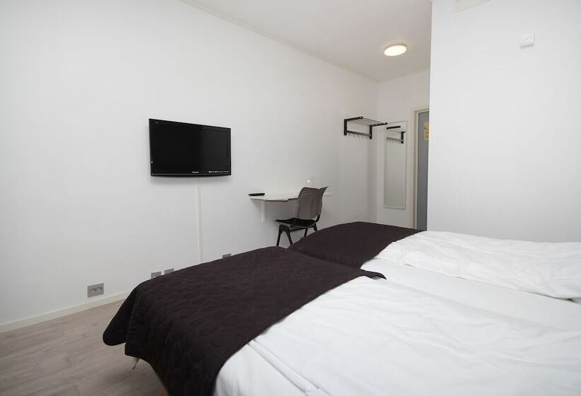 Номер Стандарт, Napoli Resturant & Hotell As