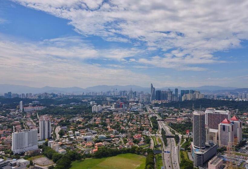Президентский Люкс, Sheraton Petaling Jaya