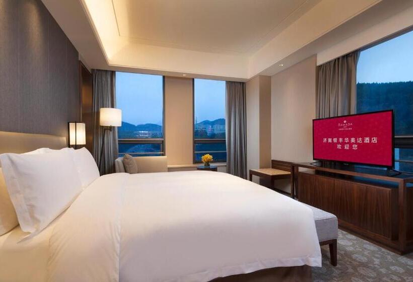 Номер Deluxe, Ramada Jinan