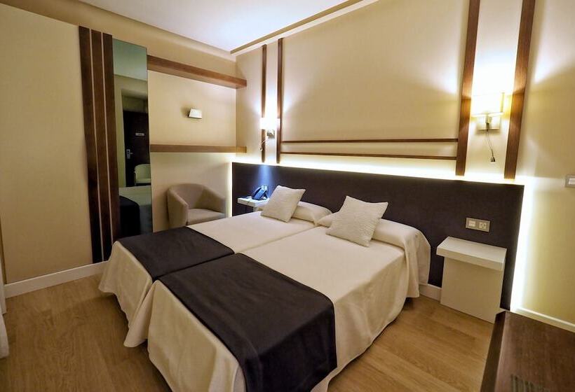 Трехместный Номер Deluxe, Quinta Real Granada
