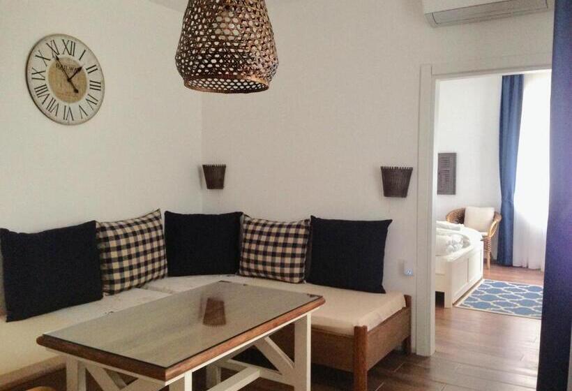 庭の見える１ベッドルームアパートメント, Guest Rooms Boutique Varna