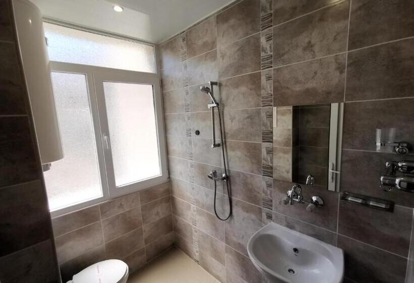 اتاق استاندارد, Hostel Penev
