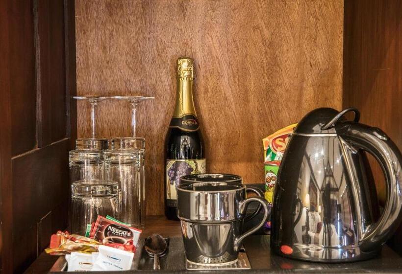 Номер Deluxe Вид на Горы, The Cheriz Boutique
