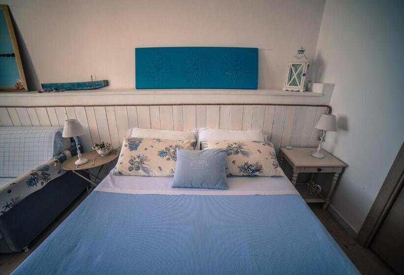 اتاق استاندارد با چشمانداز دریا, B&b Sottocoperta