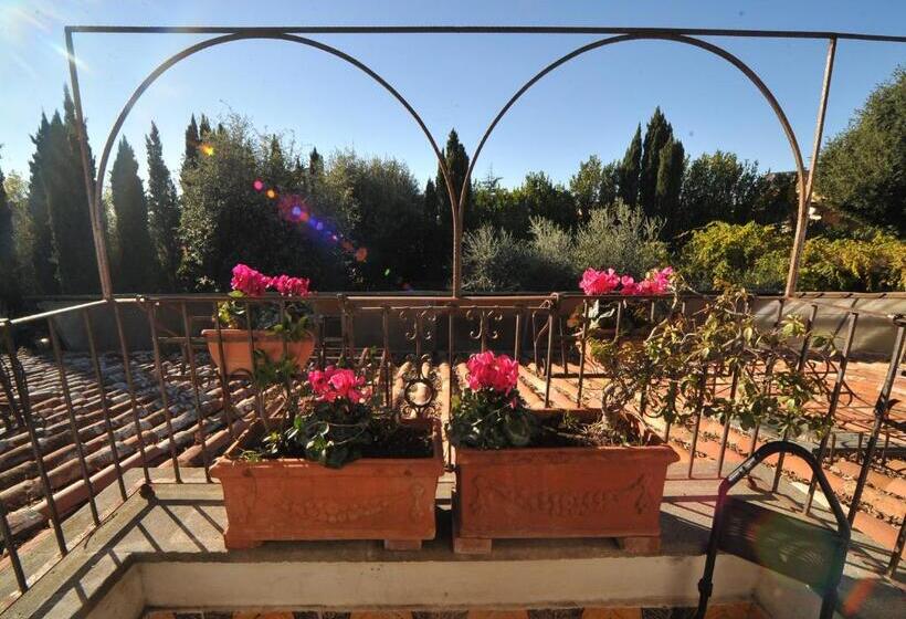 Номер Стандарт, La Canonica Dei Fiori   Anna Fendi Country House