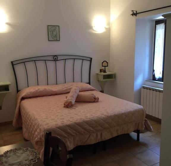 اتاق استاندارد سه نفره, Albergo Andromeda