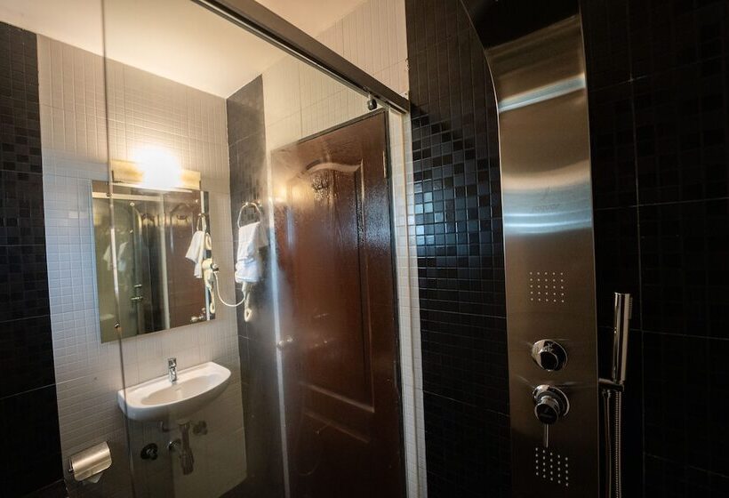 Номер Deluxe с Балконом, Casa Ahaana Resort Vagator, By Lavin Hotels