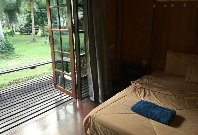 کابین, Koh Kood Neverland Beach Resort