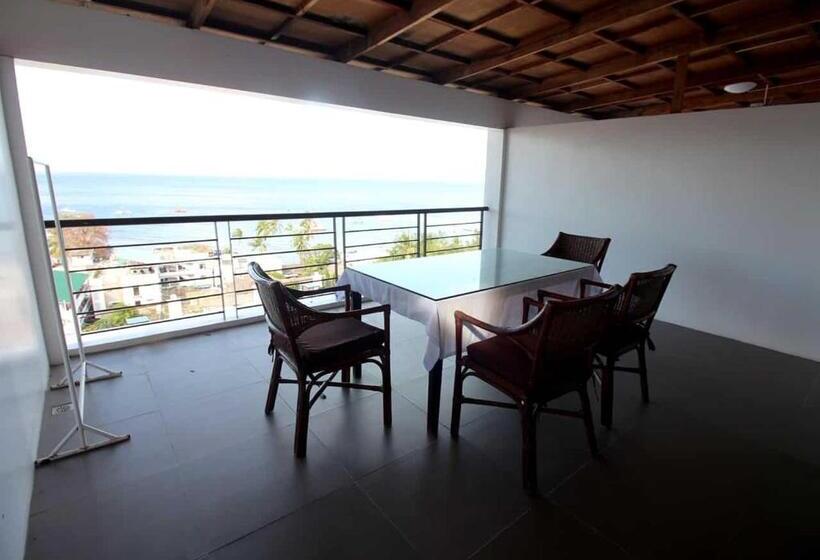 سوئیت اجرایی با چشم‌انداز دریا, Manarra Sea View Resort