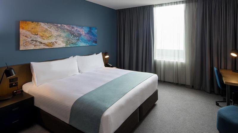 장애인을 위한 킹사이즈 침대 스탠다드 룸, Holiday Inn Sydney St Marys, An Ihg
