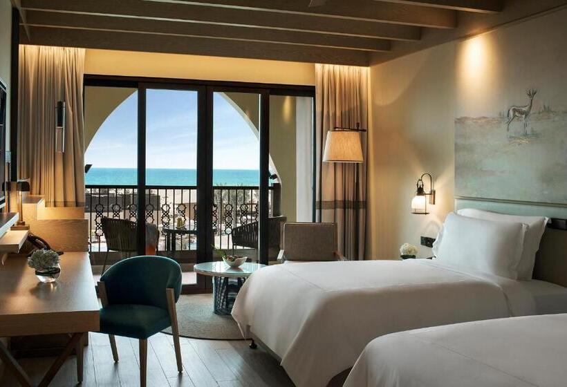 Номер Стандарт Вид на Море с Балконом, Saadiyat Rotana Resort And Villas