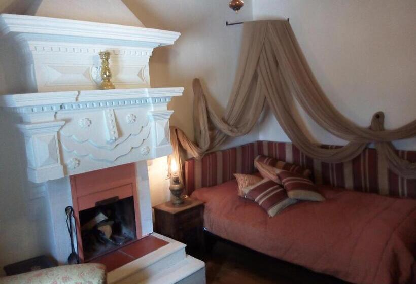 Quarto Clássico, Archontiko Pantou