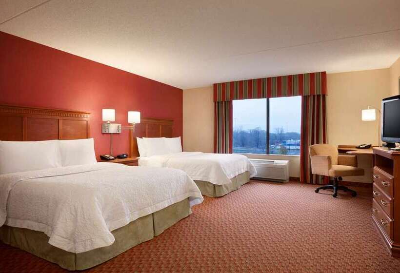 Номер Стандарт Адаптированный для Инвалидов, Hampton Inn & Suites Boston/waltham