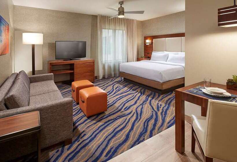 Номер Стандарт, Hampton Inn & Suites Boston/waltham