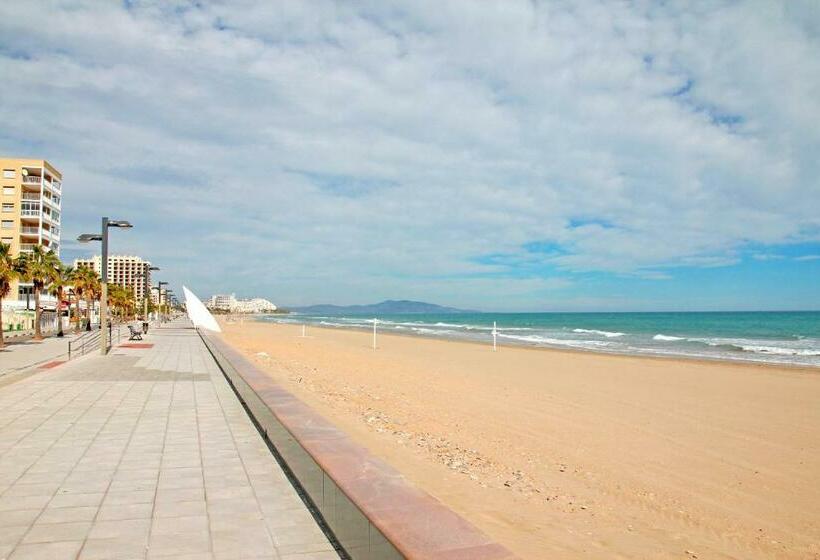 ２ベッドルームアパートメント, Apartamentos Los Almendros 3000