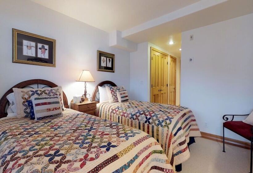 آپارتمان 3 خوابه, Christiania Condominiums  Coraltree Residence Collection