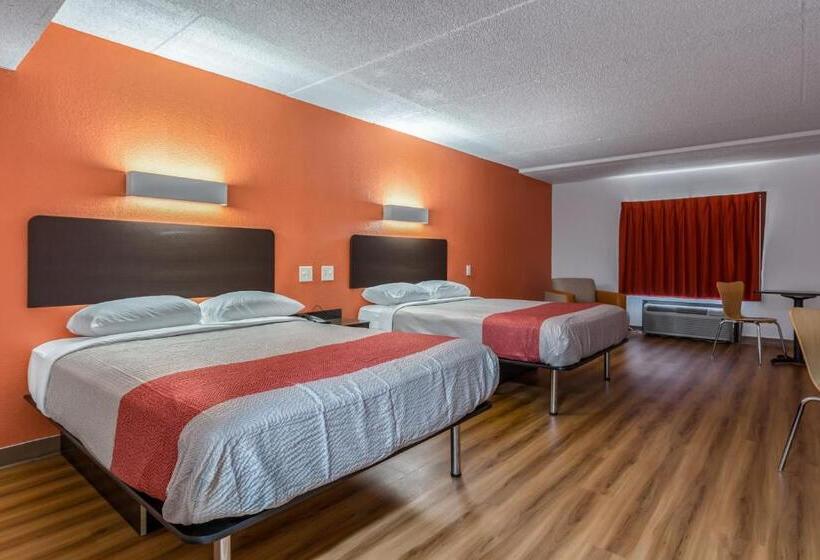 Номер Стандарт Кровать Квин Адаптированный для Инвалидов, Motel 6 White, Ga   Cartersville
