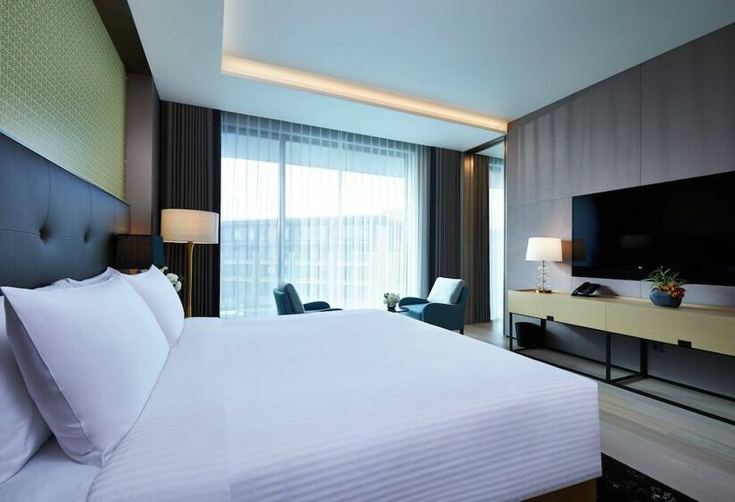 Номер Premium с Балконом, Marriott Jeju Shinhwa World