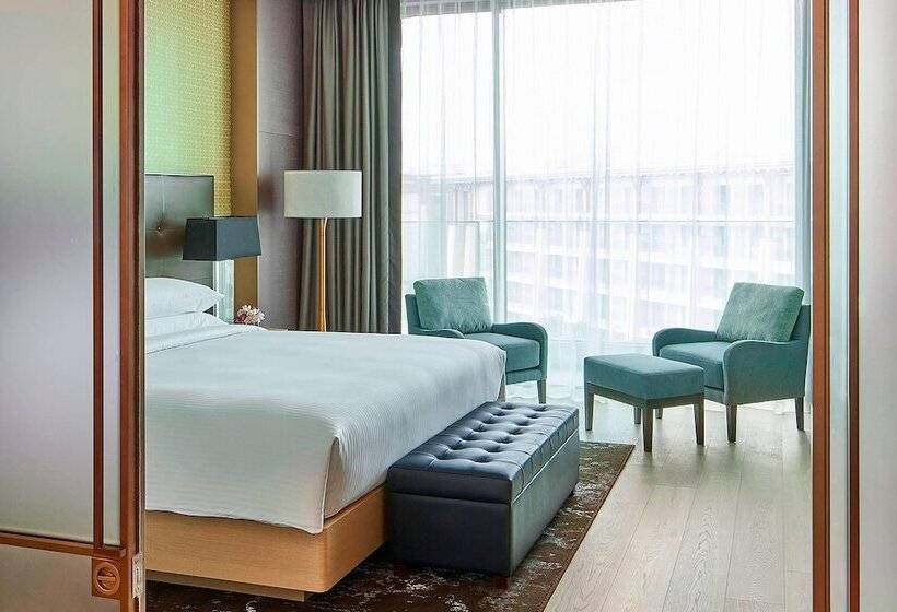 Люкс Премиум, Marriott Jeju Shinhwa World