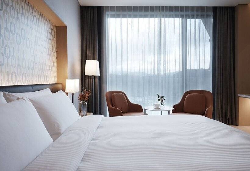 Люкс Премиум, Marriott Jeju Shinhwa World