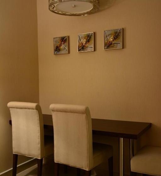 ３ベッドルームスイート, Home Inn Hotel Suites
