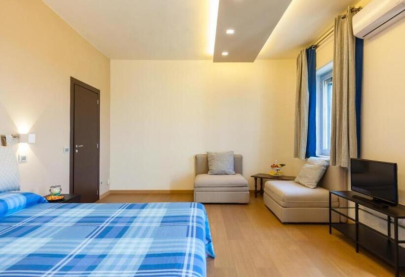 Номер Deluxe Вид на Море, Villa Viuli
