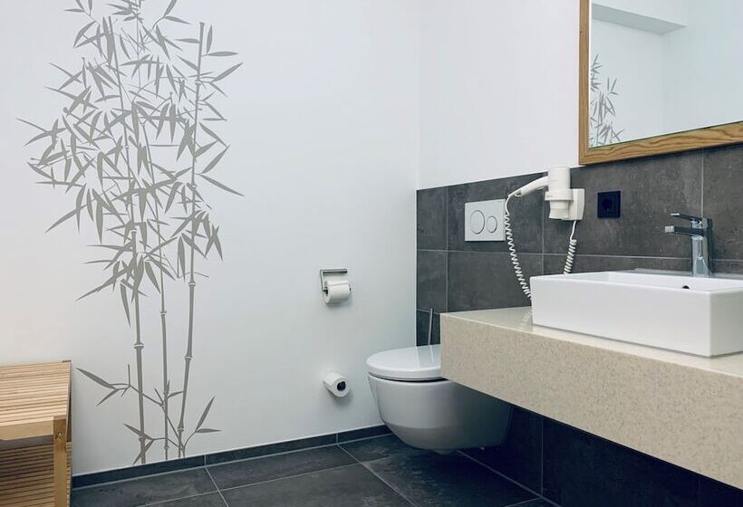 スーペリアールーム, Stadthotel Kachelofen