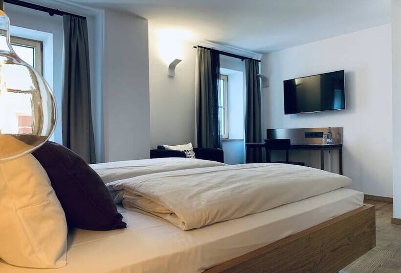 スーペリアールーム, Stadthotel Kachelofen