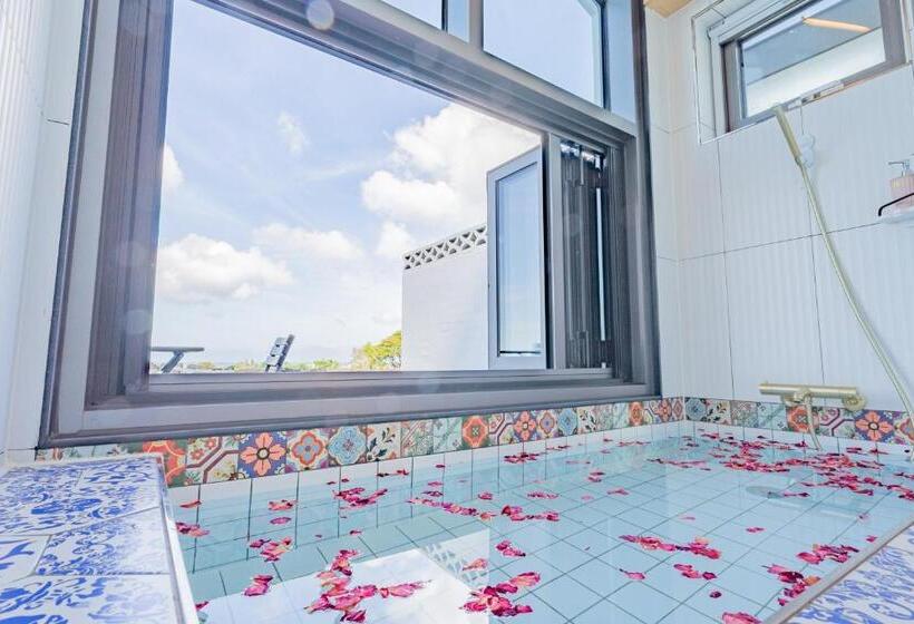 스탠다드 스튜디오, Jeju Geunalohu Pension