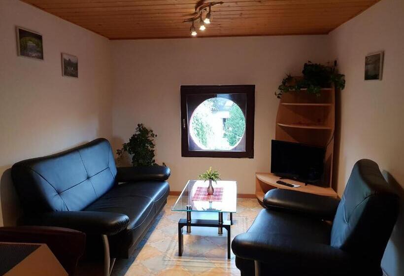 带2个卧室的公寓, Locvillare