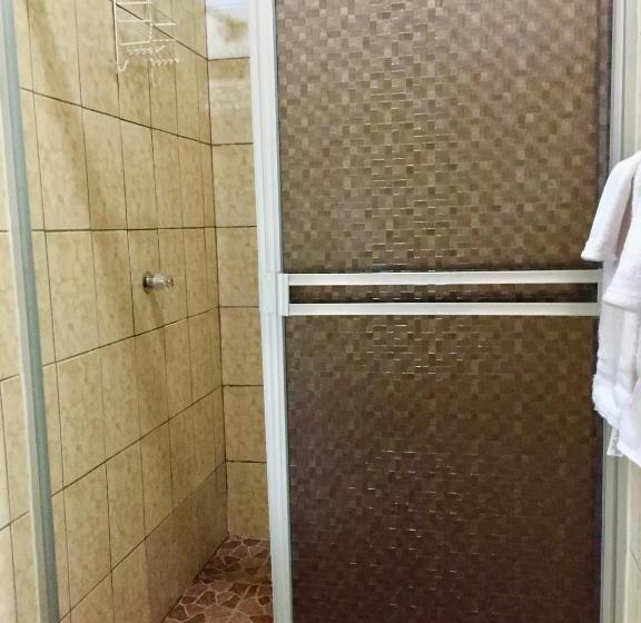 공동 객실, Casa Lula León Hostal