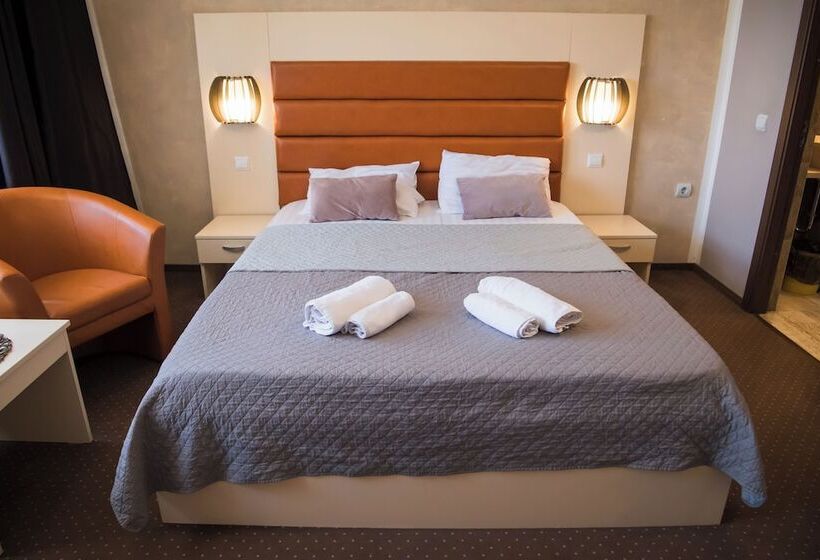 Номер Deluxe, Mbi Travel Inn